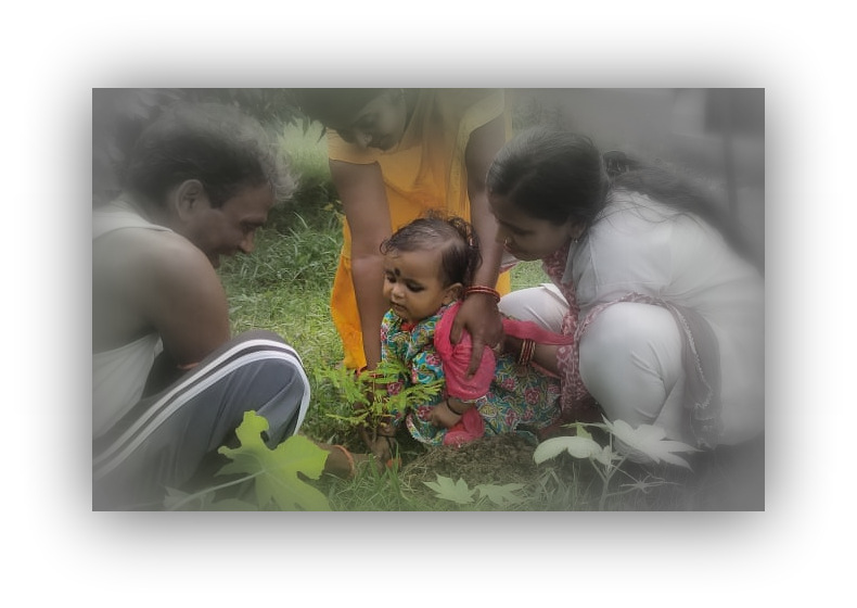 गोविंदपुर हेल्थ एंड वेलनेस सेंटर में पौधारोपण और बच्चों के बीच खिलौनों का वितरण