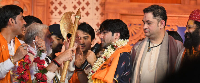 पटना में आध्यात्मिक ऊर्जा से सराबोर हुआ गांधी मैदान, सनातन महाकुंभ का हुआ भव्य शुभारंभ