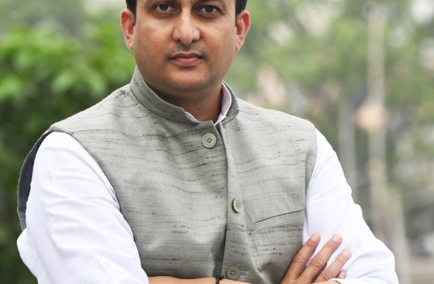 सनातन आस्था पर राजनीति, चुनाव आयोग पर हमला और झूठ का सहारा – कांग्रेस और राजद की बौखलाहट चरम पर: ऋतुराज सिन्हा