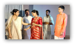 उत्सव मौसम के तहत ‘मीनू’ का मंचन; उज्ज्वला गांगुली के दमदार अभिनय ने जीता दर्शकों का दिल minu meenu