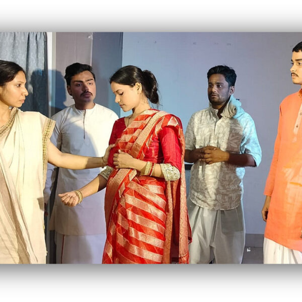 उत्सव मौसम के तहत ‘मीनू’ का मंचन; उज्ज्वला गांगुली के दमदार अभिनय ने जीता दर्शकों का दिल