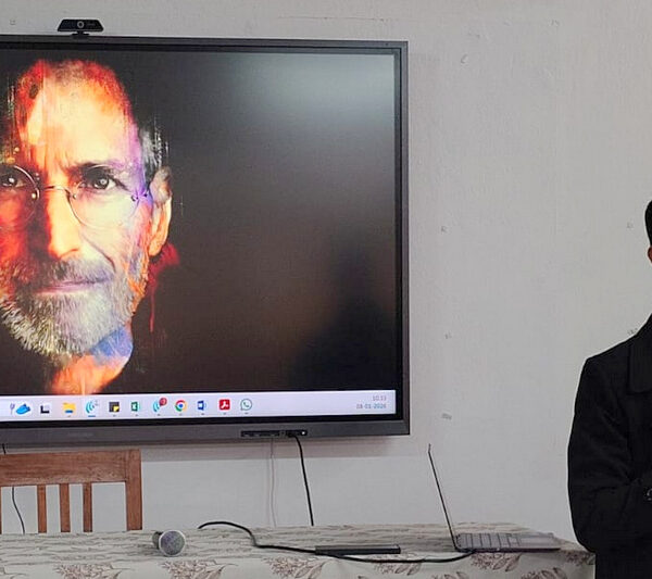 पटना विमेंस कॉलेज में ‘रोबोटिक्स और एआई से भविष्य का निर्माण’ विषय पर इंटरएक्टिव सत्र आयोजित