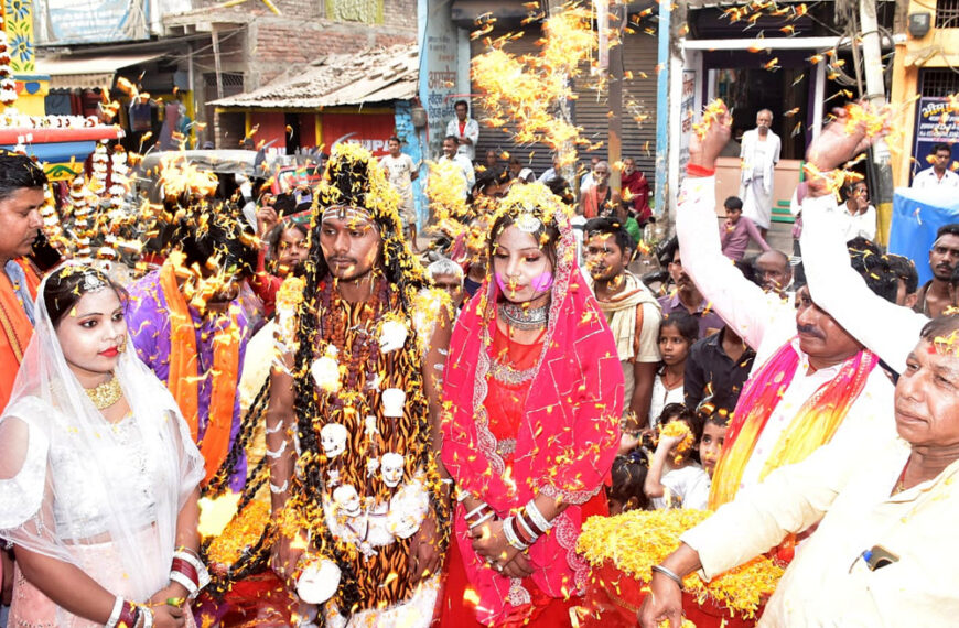 पटना सिटी में देव होली